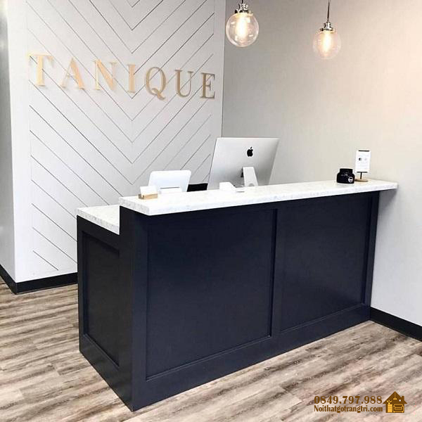 Quầy Lễ Tân Q2