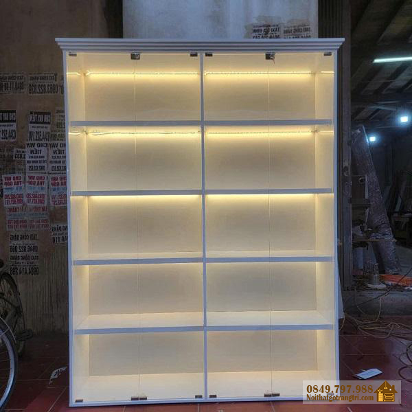 Tủ Trưng Bày Mỹ Phẩm Q4