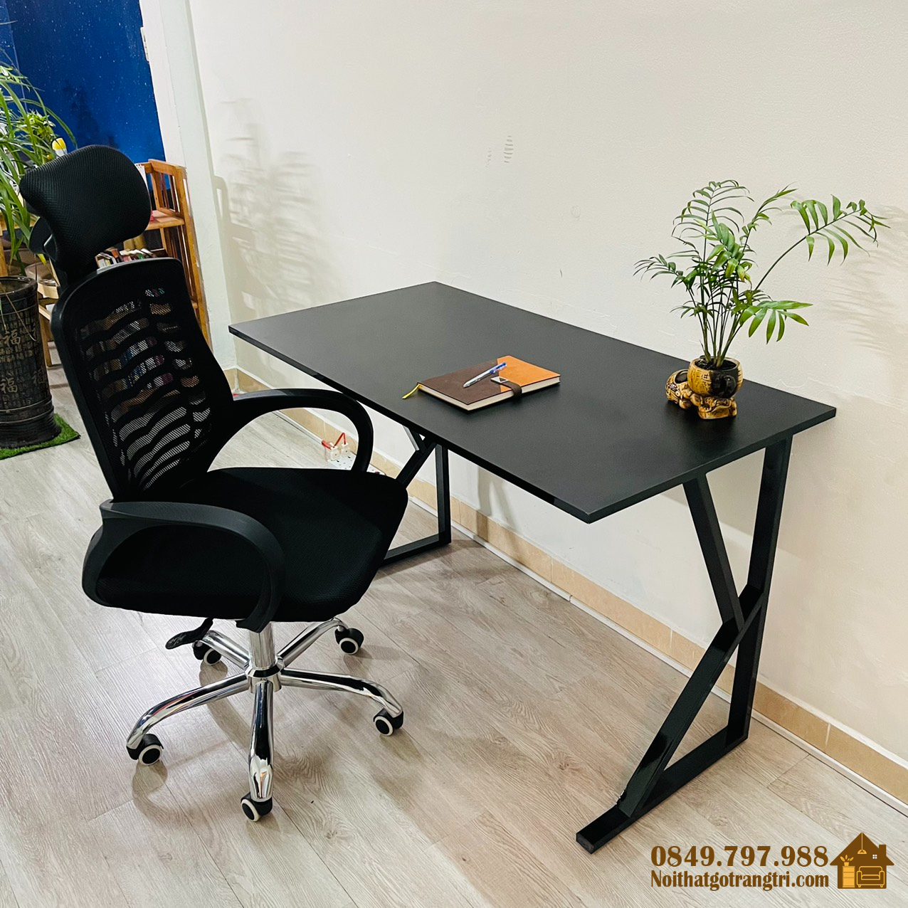 Bàn làm việc chữ K chân sắt mặt gỗ mdf