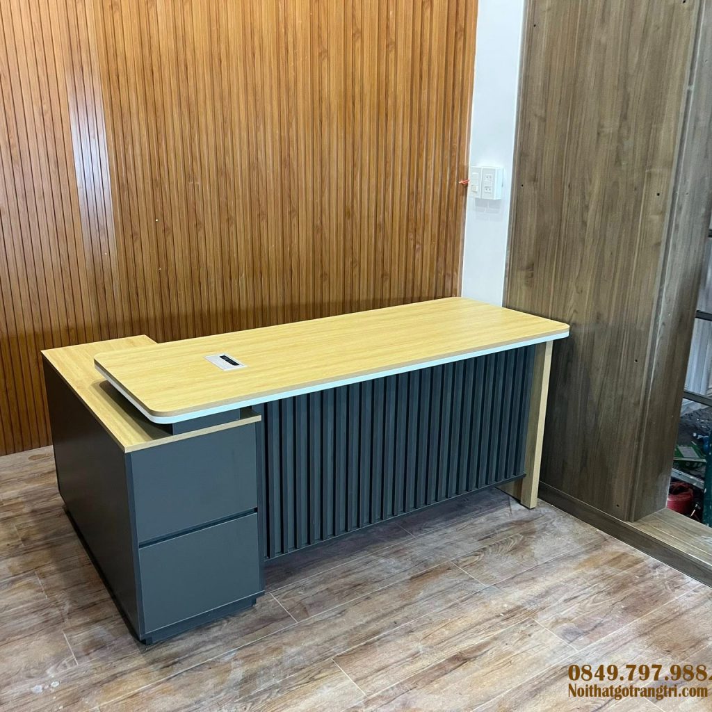 Bàn trưởng phòng hiện đại giá rẻ