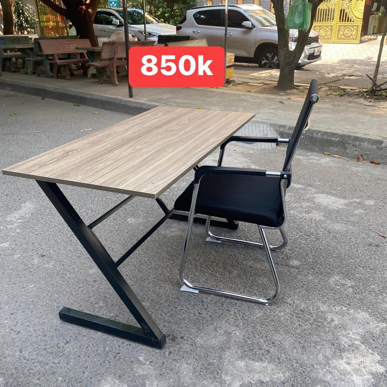 Bàn ghế văn phòng combo 850k